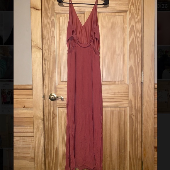 Dress - Picture 1 of 2